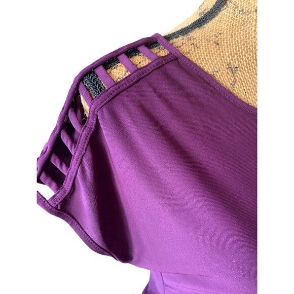 🍒 2/$20 🍒 Dark Purple Open Shoulder Concept Blouse sz Small - Picture 2 of 4